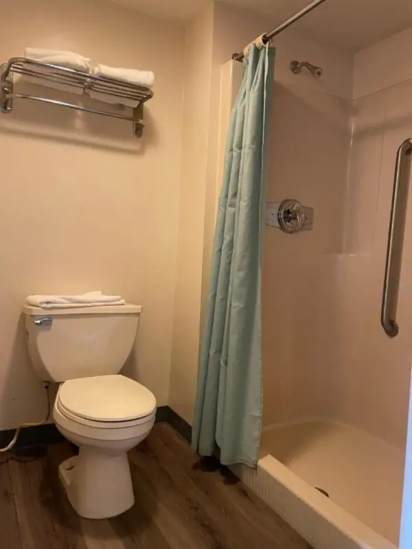 Express Inn-Rahway 8